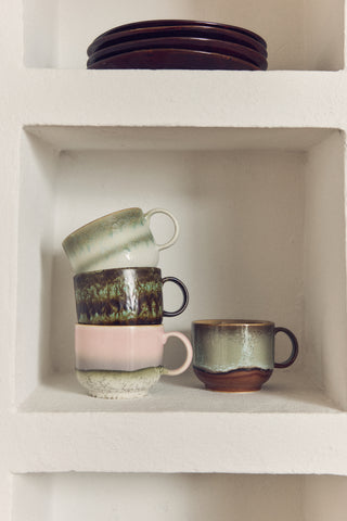 70s ceramics: Teacup Muse