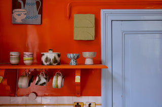70s ceramics: Café cup Chalk