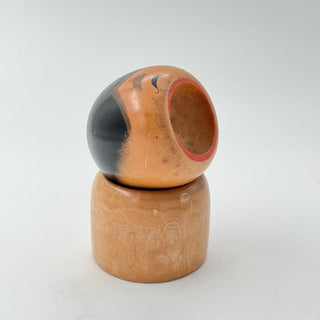 Kokeshi (Sōsaku) Sato Kōson ø8cm