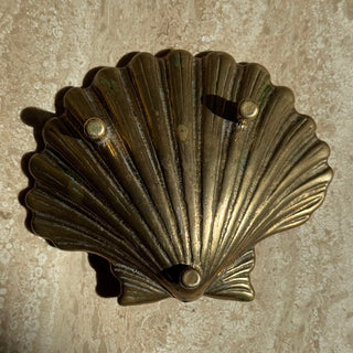 Brass shell dish