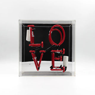 Neonlampa Box 'Love' Röd