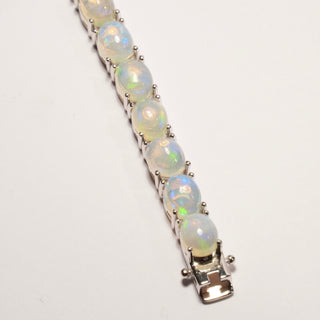 Tennisarmband med Opaler