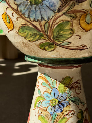 Italian Pot on foot