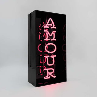 Neonlampa Box 'Amour' Svart