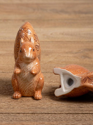 Salt &amp; Pepper Shakers Squirrels