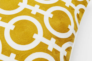 Catena Chain Pillow